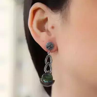 Drop earrings with abalone - Aged silver