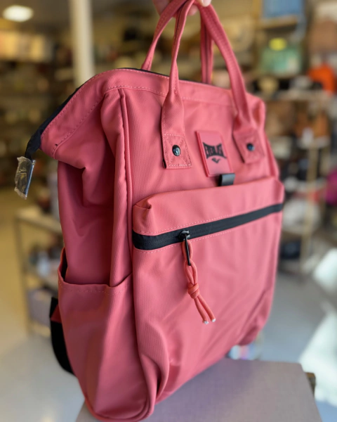 Mochila Everlast Versátil Con Bolsillo Posterior tipo boca de pez