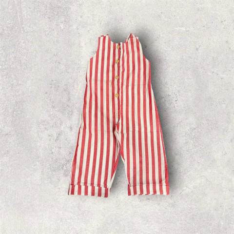 Jardineira Cacaueiro Vermelha - (1 ANO)