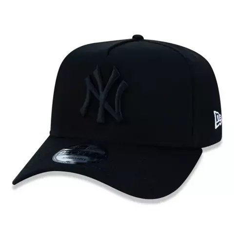 Boné New Era Yankees Core Essentials todo preto