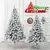 Árvore de Natal flocada nevada PVC pinho fosco realista com neve artificial - comprar online