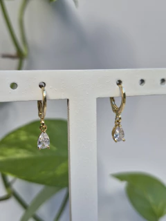 ARGOLINHA DE ENCAIXE COM PONTO DE LUZ GOTA PENDURADA - comprar online