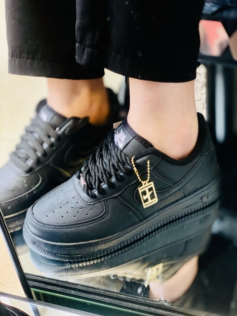 AIR FORCE PRETO