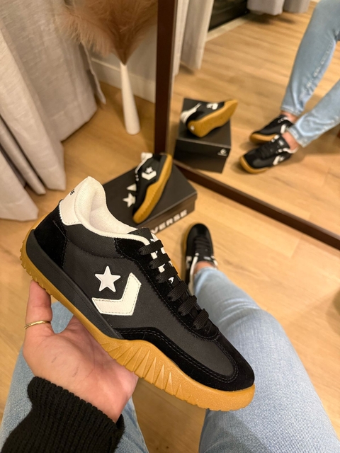 CONVERSE RUNNING - PRETO