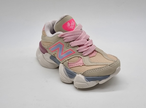 NEW BALANCE 9060 - BEGE/DOURADO/ROSA