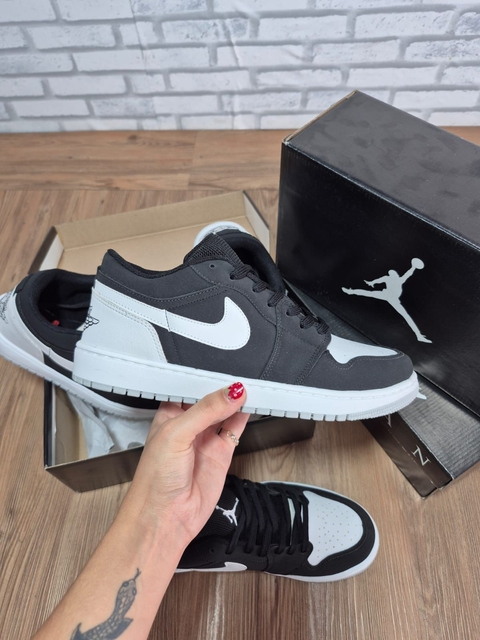 JORDAN LOW - PRETO/BRANCO