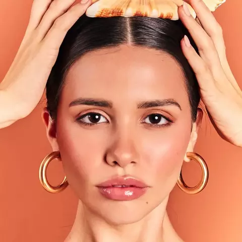 Meia Argola Abaulada Banhada a Ouro Acetinado