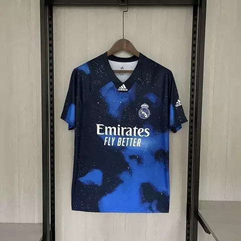Camisa Retrô Real Madrid Edição Conjunta EA Azul 2018/19 Retrô Masculina - comprar online