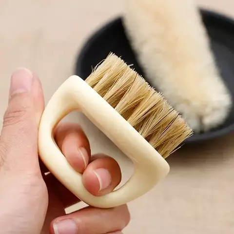 Escova de Limpeza para Barbearia – Praticidade e Higiene em Cada Corte! - comprar online