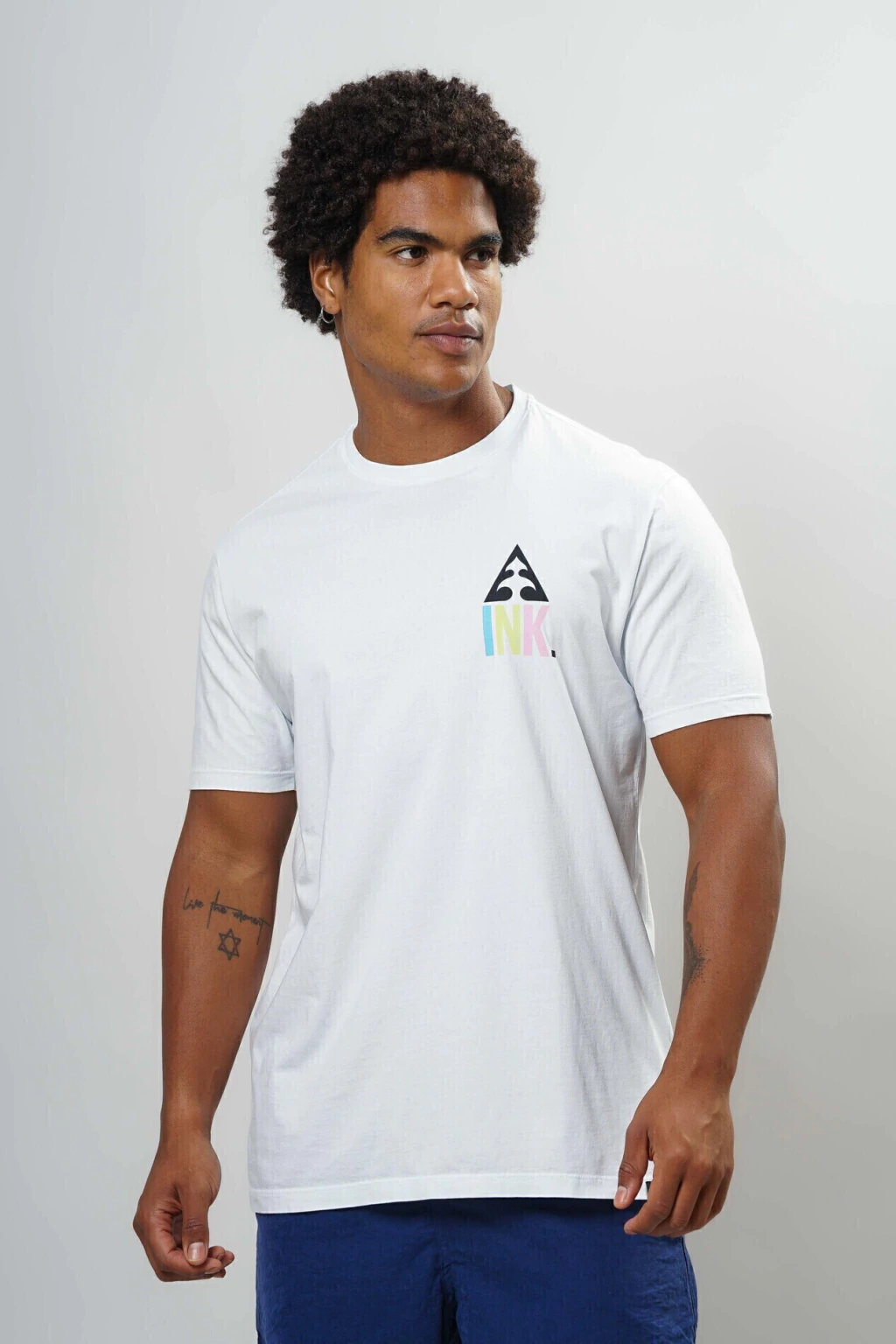 Camiseta Solids - Candy (Branca)