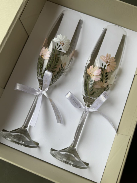 Kit Luxo Brinde - Caixa acartonada + taças redondas - comprar online