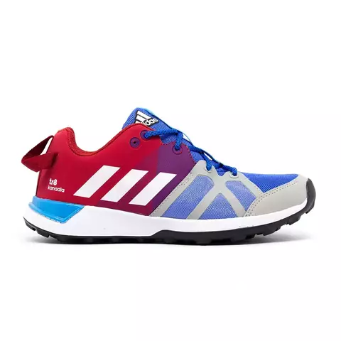 Tênis Adidas Kanadia Tr8 masculino em azul, vermelho e branco com detalhes em cinza e sola preta