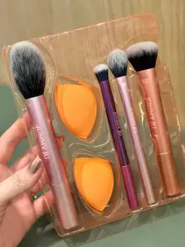 Kit de Pincéis e Esponjas - Jummy Ju