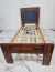 CAMA DE 1 PLAZA TAPIZADA CON PARRILLA - NOVA - LA CHAUCHA DEL ALGARROBO