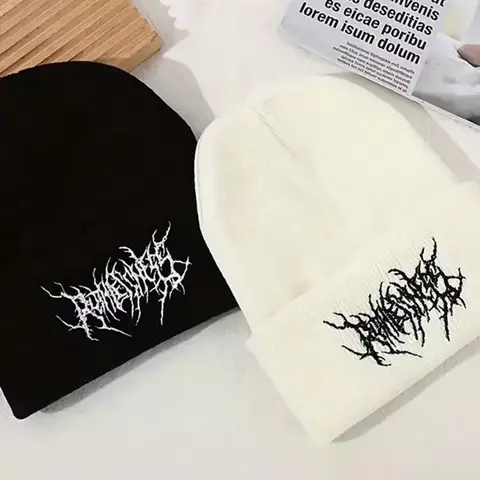 Gorro Street Core Black