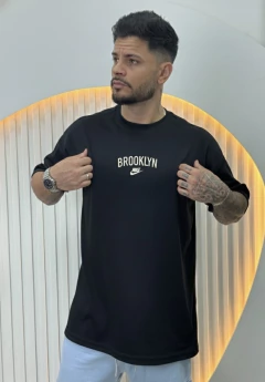 Camiseta Oversized Brooklyn Básica - comprar online