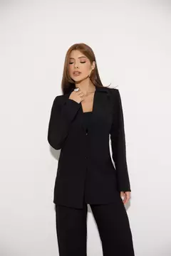 Blazer Amara na internet