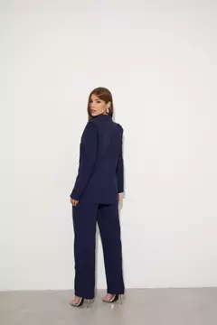 Blazer Amara na internet