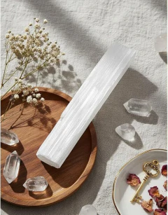 Bastão de Selenita 15cm– Purificação, Clareza e Elevação Energética