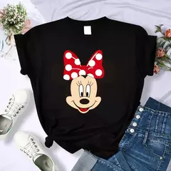 Imagem do Camiseta Feminina Estilo ano 90 – Estampa Mickey e Minnie Disney