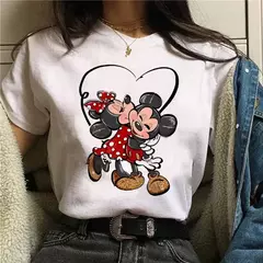 Camiseta Feminina Estilo ano 90 – Estampa Mickey e Minnie Disney - comprar online