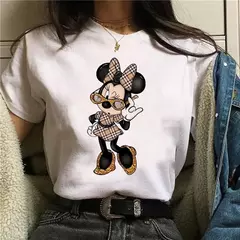 Camiseta Feminina Estilo ano 90 – Estampa Mickey e Minnie Disney - comprar online