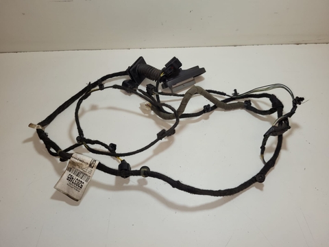 Chicote Porta Dianteira Lado Direito Spin 2013 52037465