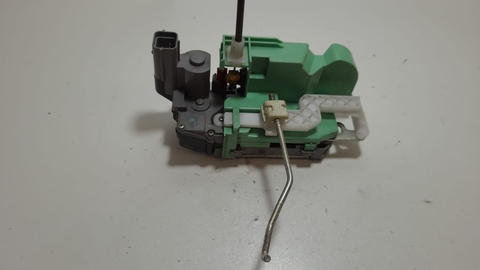 Fechadura Elétrica Traseira L.E Vivace 2015