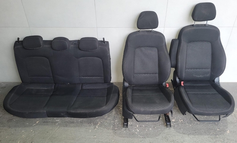 Jogo de Banco HB20 Hatch 2021 Com Detalhe