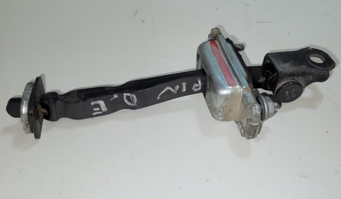 Limitador Porta Dianteiro Lado Esquerdo Spin 2013