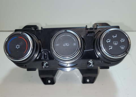 Comando Ar Condicionado Onix Turbo 2020/21 26306967