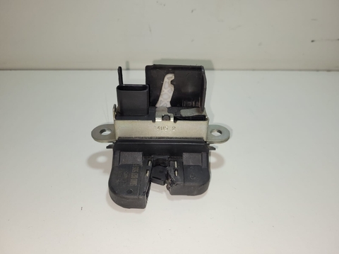Fechadura Tampa Traseira VW Fusca 2013 5M0827505