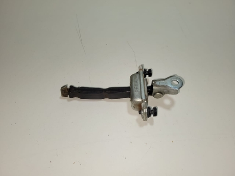 Limitador Porta Traseira Lado Esquerdo Hyundai Creta 2022