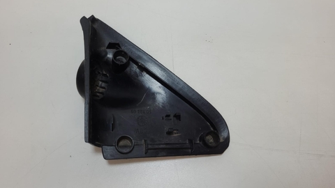 Moldura Interna Retrovisor L.D Santana 1997/98 50.284.04