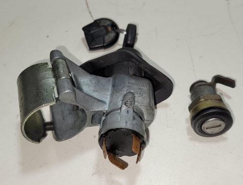 Comutador Partida c/miolo L.E Gol Quadrado 1987 ZBA905851A