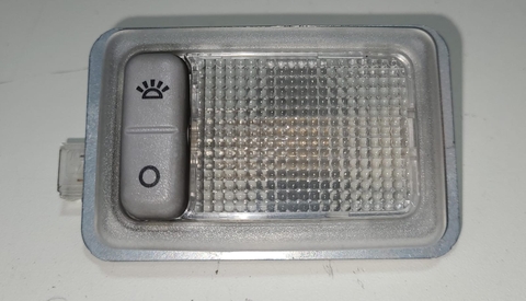 Luz Cortesia Quebra Sol Ford Focus 2009/13 152940 Usado Orig