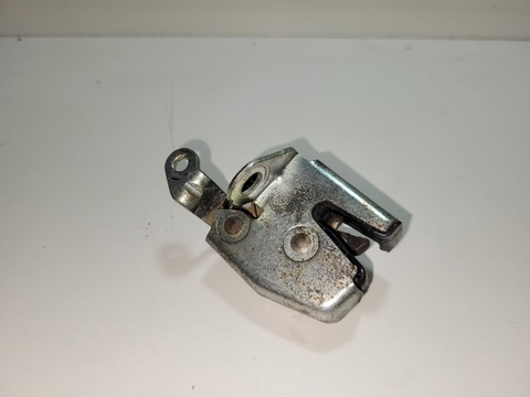 Fechadura Superior Tampa Traseira Lado Esquerdo Doblo 03/04