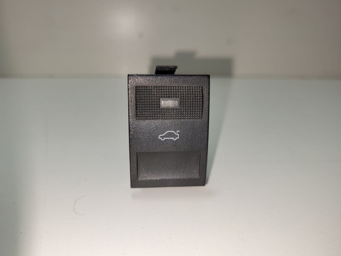 Botão Abertura Porta Malas Gol Parati G3 2001 377959831A