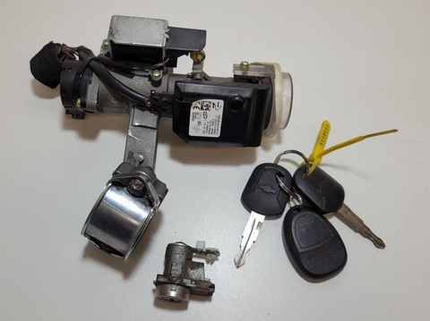 Cilindro Ignição Com Chave Captiva 2.4 2010 96628500 Orig