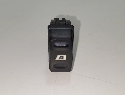 Botão Vidro Dianteiro Lado Direito Xsara Picasso 2007 22681