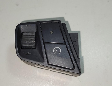 Botão Comando Volante L.Esquerdo Captiva 2.4 2010 25881566