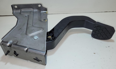Pedal Embreagem VW Amarok 2.0 2015 2H0721059C Usado Orig