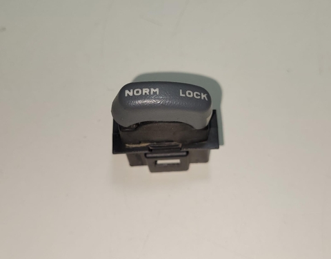 Botão Trava Porta S10 2011 15686634 Original