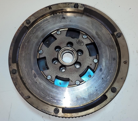 Volante Motor Bimassa VW Amarok 2.0 2015 03L105266DK