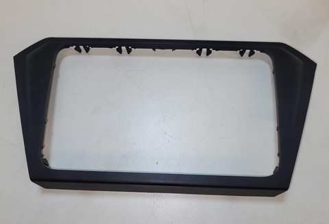 Moldura Central Rádio Saveiro G8 2023 5U0858061 Original