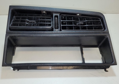 Difusor Ar Central C/Moldura GM Monza 1982/96 Com Detalhe