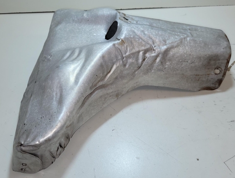 Chapa Defletor Coletor Escapamento Saveiro 2014 030253041AA