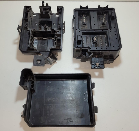 Caixa Fusível Cobalt/ Onix/ Prisma /Spin 52069313 C/Detalhe