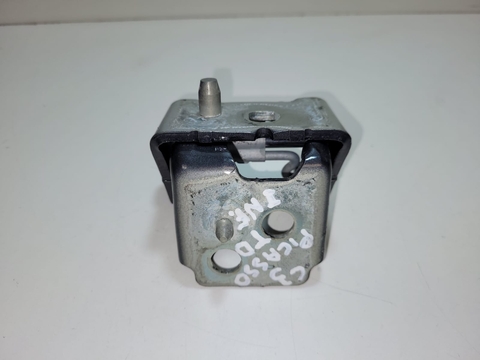 Dobradiça Inferior Porta Tras. Lado Direito C3 Picasso 2012