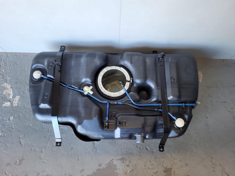 Tanque Combustível Com Suporte GM Montana 2004/2010